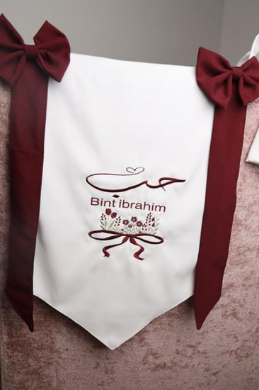 طقم فستان  او افرول مع تعليقة