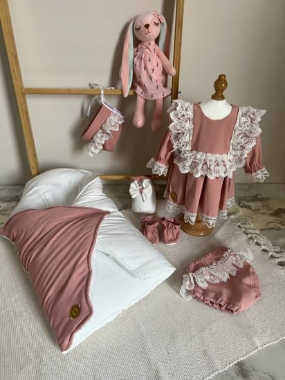 اطقم بناتي اطفال