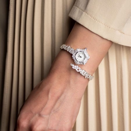 ساعات سهرة للحفلات الزفاف و المناسبات الراقية