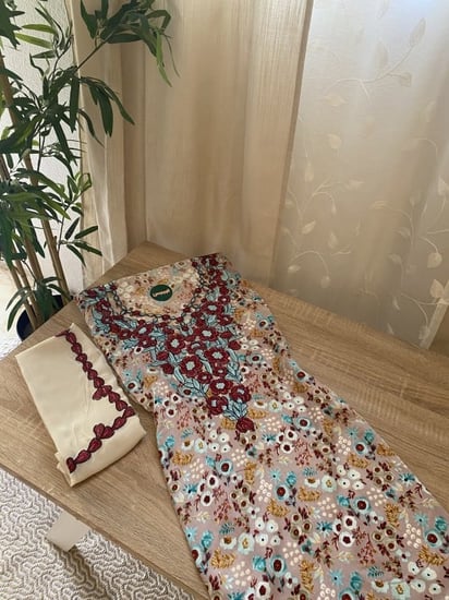 مخور+شيلة حرير هندي مخرم