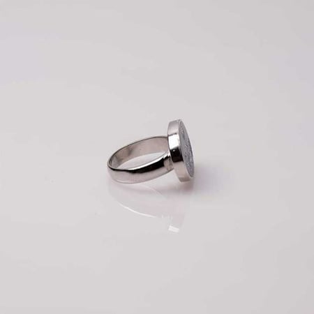 خاتم ملكي بالاسم مع شعار المملكة - خواتم فضة بالاسم