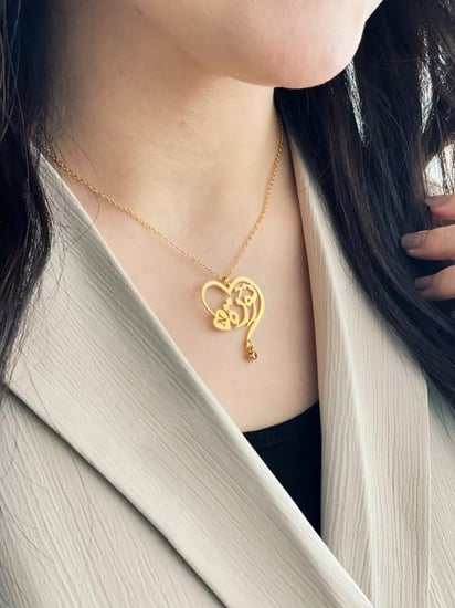 سلسال نسائي بالاسم والحرف