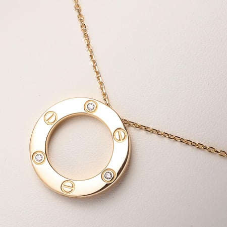 مجوهرات ذهبية