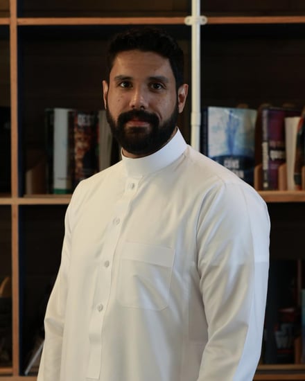 ثوب رجالي قماش واقف أنيق بجودة عالية