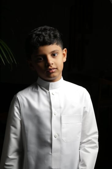 تصميم ثوب أطفال بكم سادة خفيف وعصري