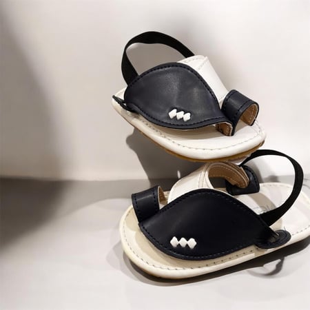 صندل الشرقي للأطفال