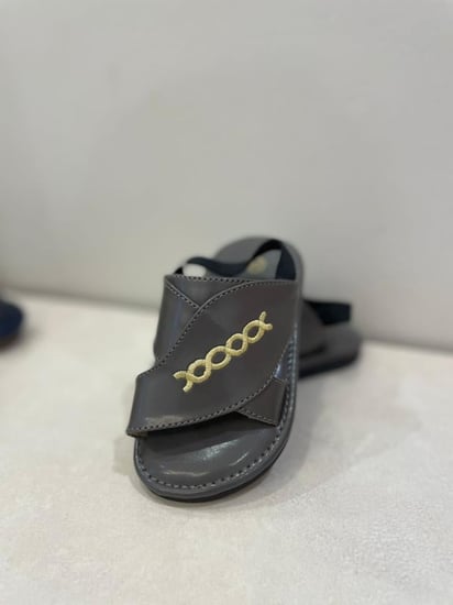 صندل الشرقي أطفال