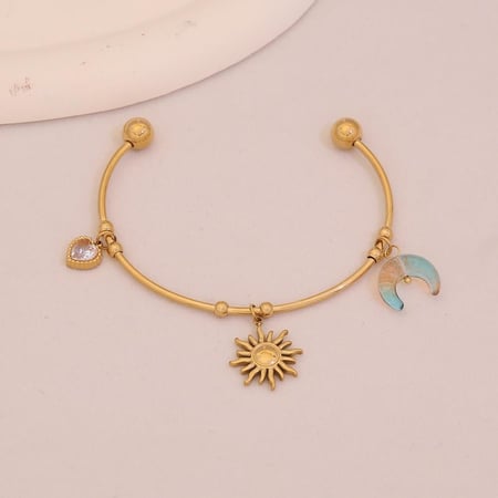 اسوارة تعليقات مميزه من الستانلس ستيل