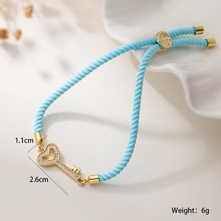 اسوارة قيطان مميزة