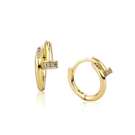 حلق كارتيه المسمار مع الزركون