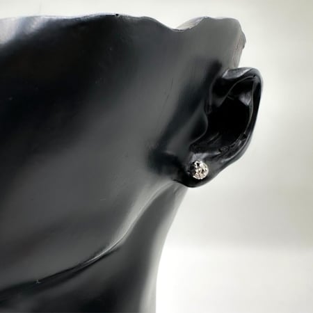 حلقان ذهب وايت كورة سادة