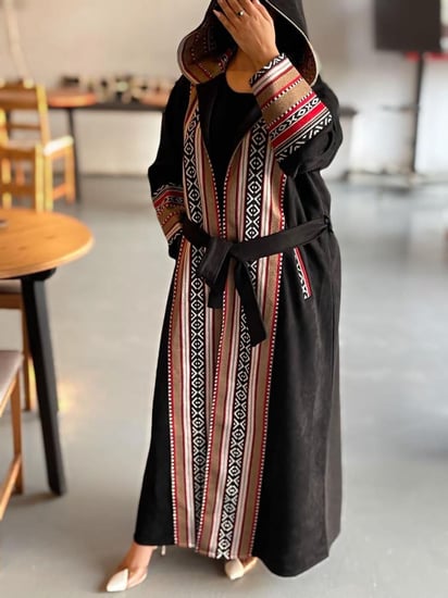 عباية شتوية لون أسود متجر فرح