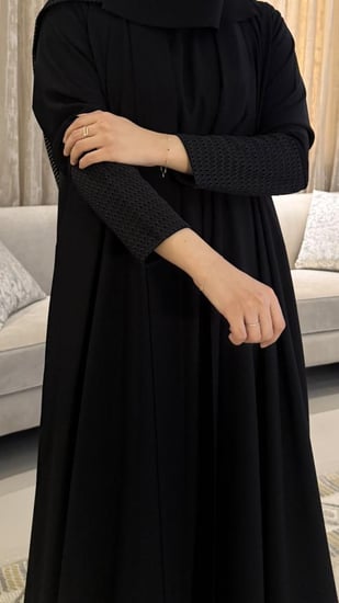 030 عبايه الدانتيل مع خيار مرد داخلي ..