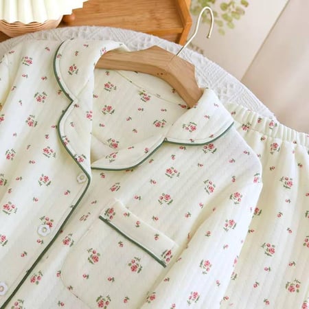 بجامة ورد شتوية