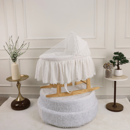 سرير شيال للأطفال بقاعدة هزاز خشبية ومهد مواليد قماش دانتيل