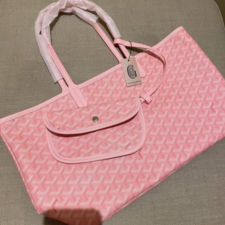 Goyard - M