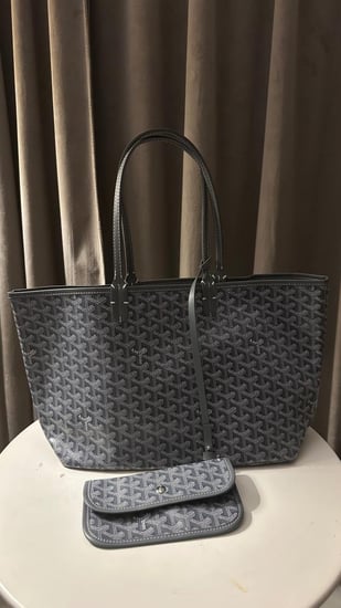 Goyard - M