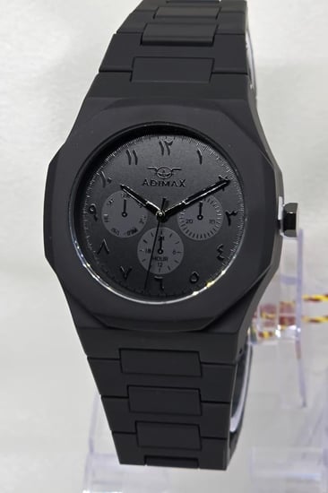 ساعة كاجوال رجالي كاربون اللون أسود تيتانيوم بالكامل أرقام عربي لون أسود