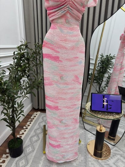 فستان مموج للعيد من سكر