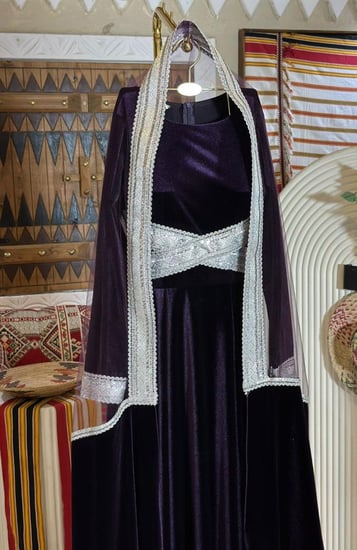 جلابية حجازي مخمل 4 ألوان