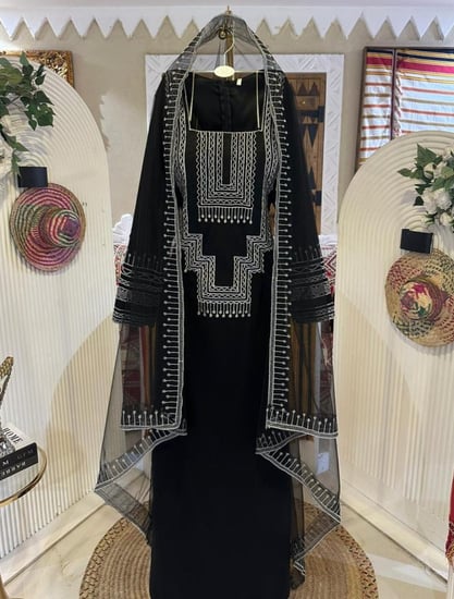 جلابية فخمة مع طرحة للتأسيس