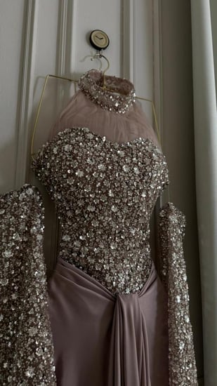 فستان تفته حرير مطرز