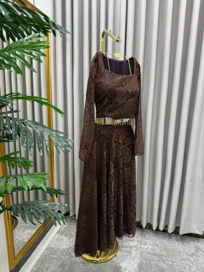 فستان دانتيل للعيد لونين