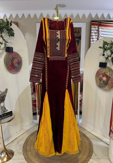 جلابية نوره لونين