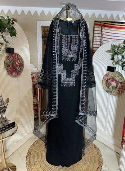 جلابية فخمة مع طرحة للتأسيس