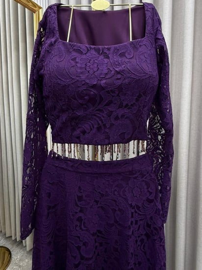 فستان دانتيل للعيد لونين