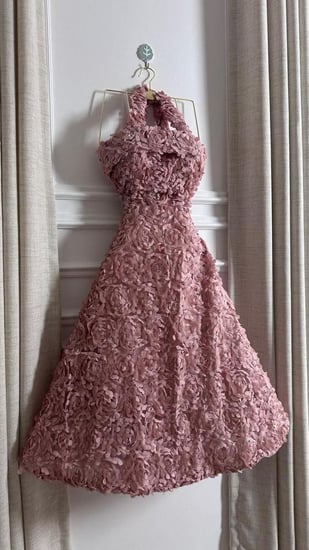 فستان زهور الربيع