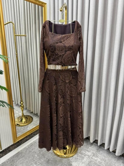 فستان دانتيل للعيد لونين