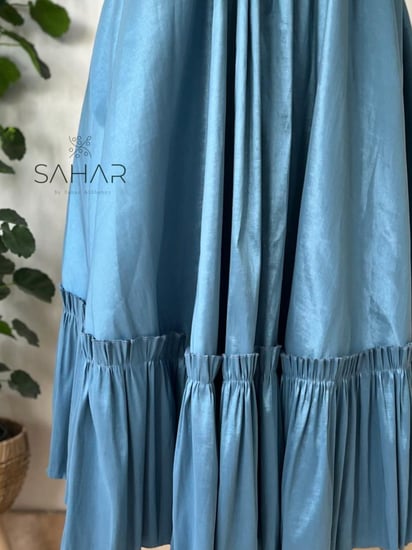 فستان شانتون مع كشكشة علوية