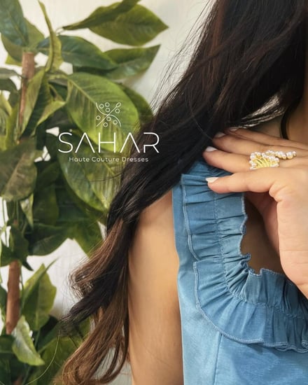 فستان شانتون مع كشكشة علوية