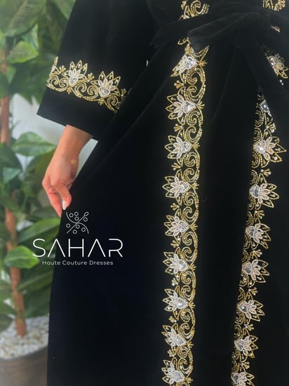 جلابية بشت مخمل قطعتين