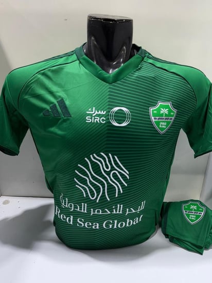 تيشيرت نادي الاهلي الاساسي الاخضر الشعار الجديد 2026 جامبو