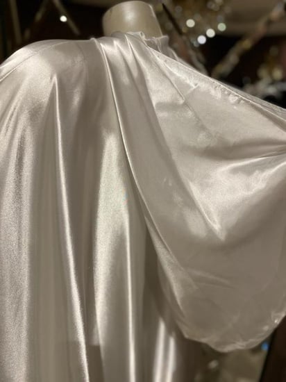 عباية عروس عرض الشهر