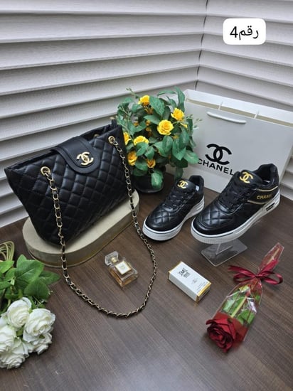 طقم شنطه ماركة شانيل كامل نفس الصوره