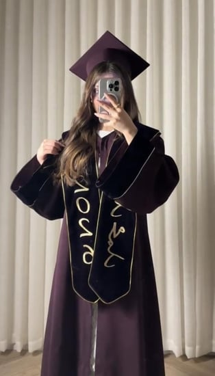 عبايه تخرج2026