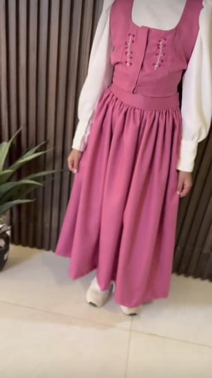 مريول متوسط لون وردي