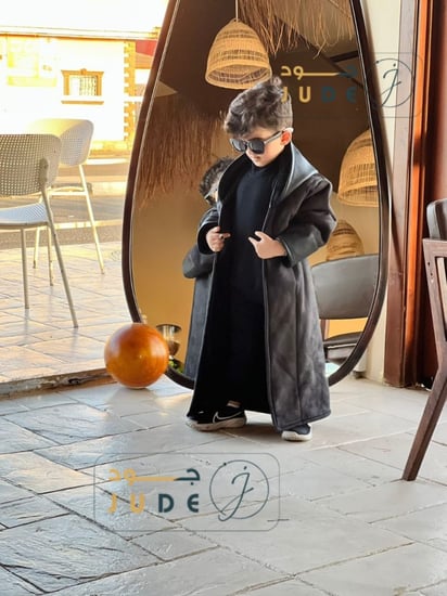 فروه شتويه للأطفال جلد اسود