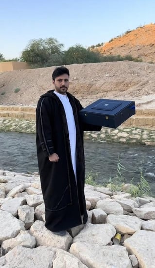 فروه رجالي اسود