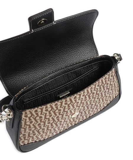 شنطة aigner