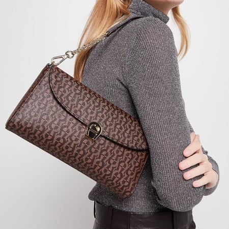 شنطة aigner