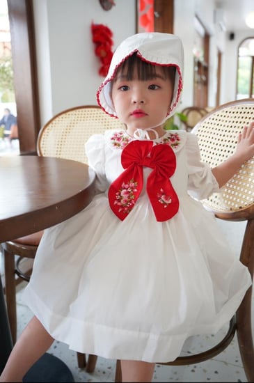 فستان بناتي فيونكه