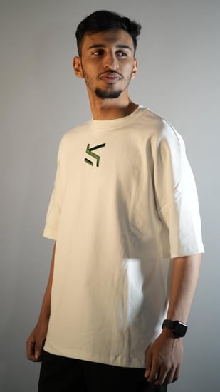 تي شيرت وطن أبيض 24