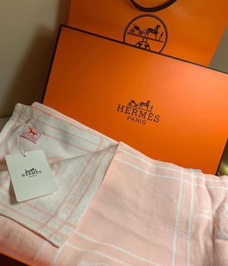 مفرش مواليد