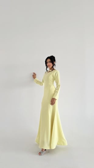 ‏فستان راقي لاكمام طويلة