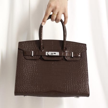 كروك لارج بني قفل فضي