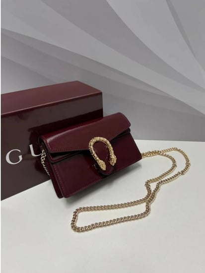 حقيبه من Gucci